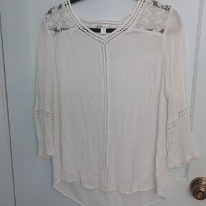 JohnPaulRichard Sz L White Bell Sleeve Floral Lace Blouse Relaxed Fit
